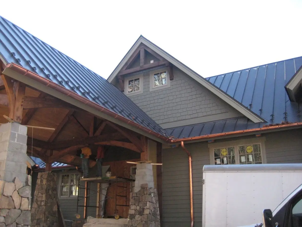 Craftsman Roofing team delivering quality roofing work in Williams Place